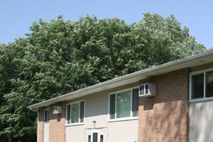 Luxford Court Apartments | Fargo, ND